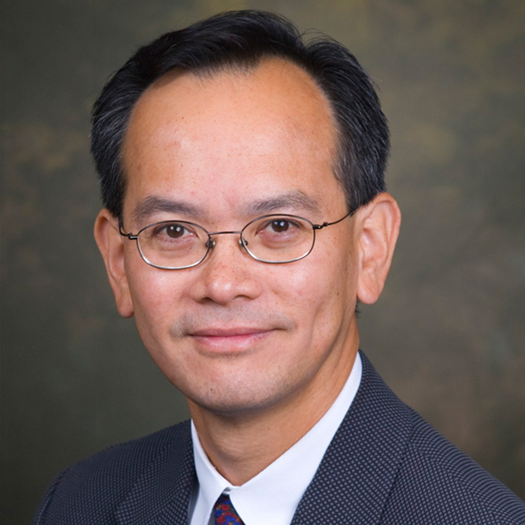Headshot of Fernando Del Rosario, MD