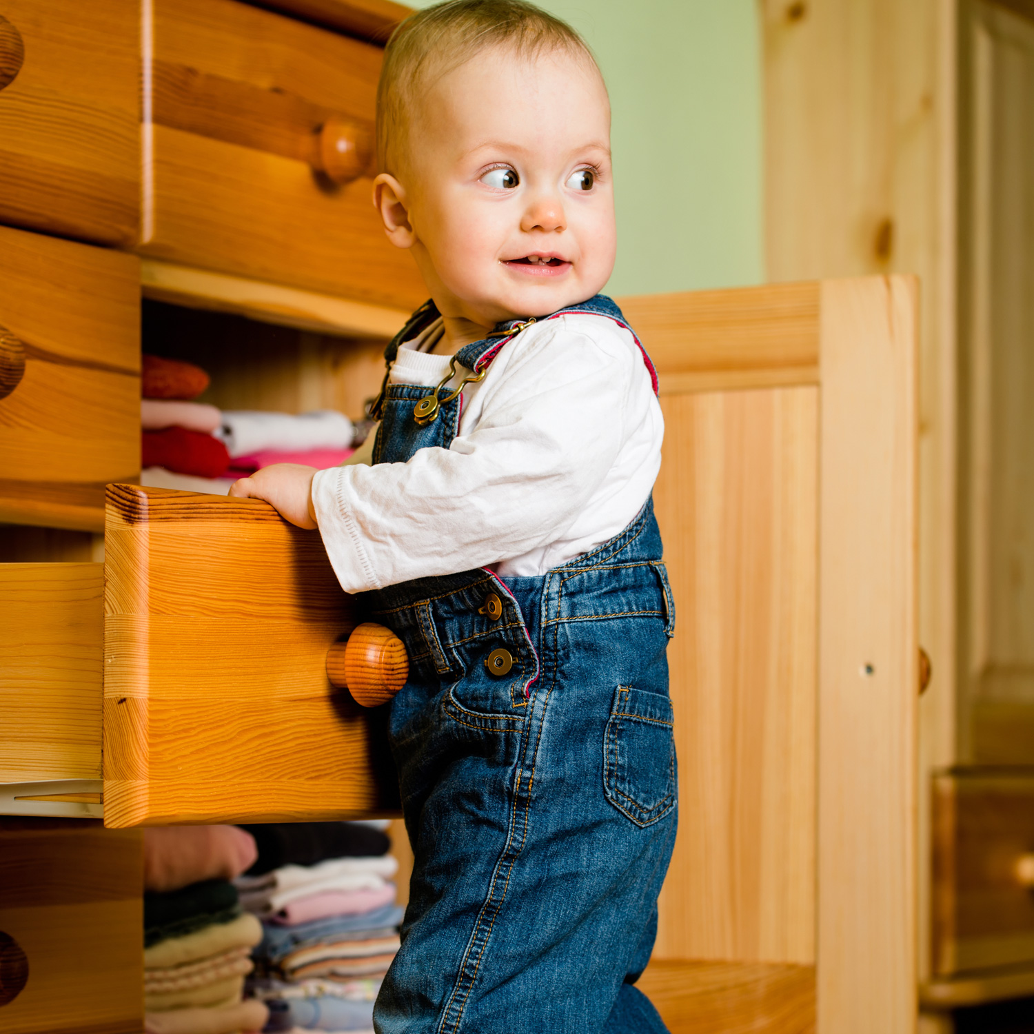 Expert-proven tips to help toddlers learn new words.